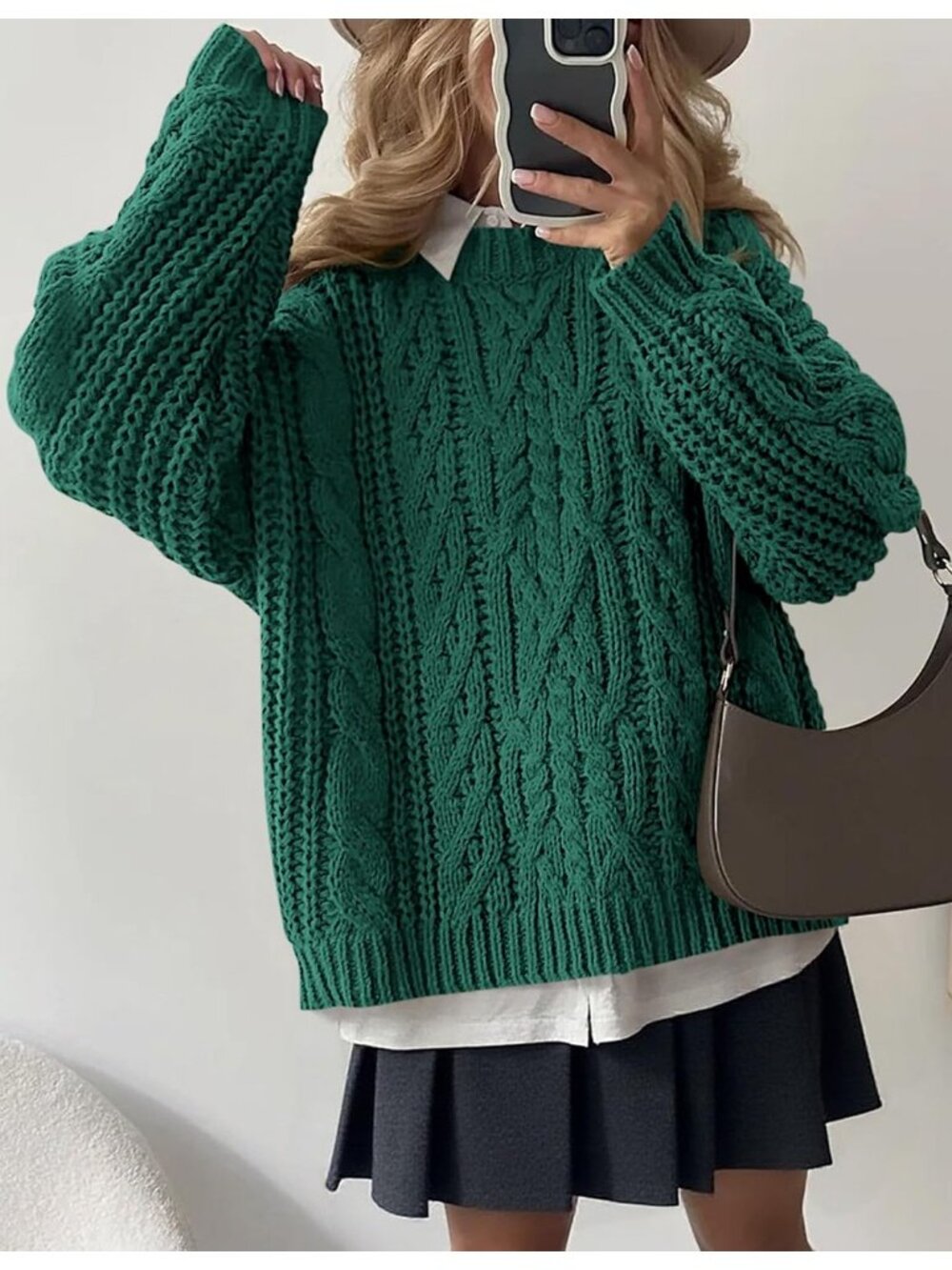 Women's Green Cozy Long Sleeve Loose Fitting Classic Crew Neck Fall Sweaters - Picture 3 of 6